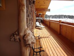 The Lodge at Duck Creek