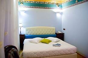 Kyveli Suites