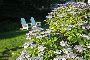 Captain David Kelley House Bed & Breakfast