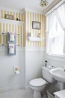 Captain David Kelley House Bed & Breakfast