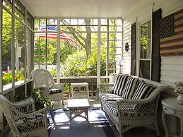 Captain David Kelley House Bed & Breakfast