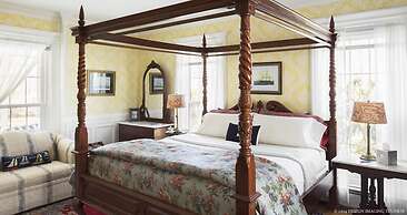 Captain David Kelley House Bed & Breakfast