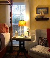 Captain David Kelley House Bed & Breakfast