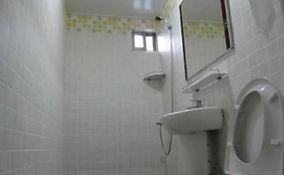 Blue Backpackers Hostel