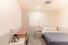 Ruei Gung Business Hotel