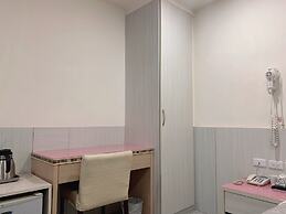 Ruei Gung Business Hotel