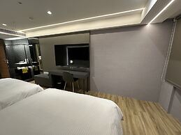 Hub Hotel Kaosiung Yisin Branch