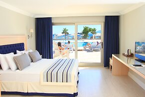 Palm Bay Beach Hotel