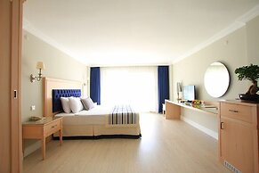 Palm Bay Beach Hotel