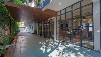 MAGNUS AERITH STUDIOS, EXECUTIVE RESIDENCES