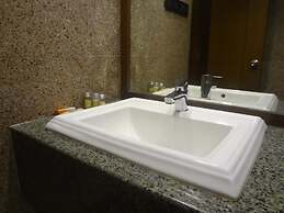 Hotel Midtown Pritam