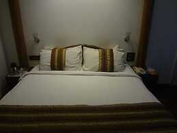 Hotel Midtown Pritam