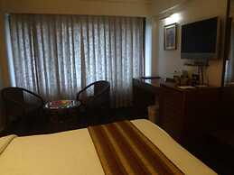 Hotel Midtown Pritam