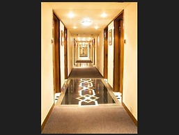 Hotel Midtown Pritam