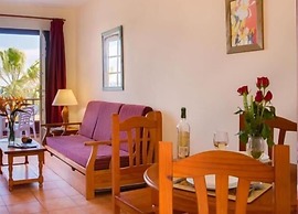 Apartamentos Oasis San Antonio