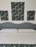 Apartamentos Oasis San Antonio