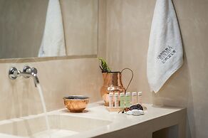 Serenissima Boutique Hotel