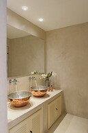 Serenissima Boutique Hotel