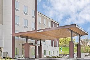 Holiday Inn Express & Suites New Cumberland by IHG