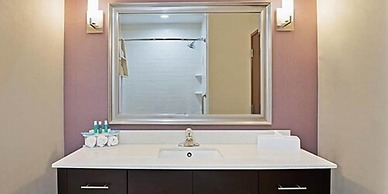 Holiday Inn Express & Suites New Cumberland by IHG