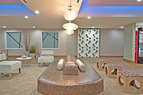 Holiday Inn Express & Suites New Cumberland by IHG