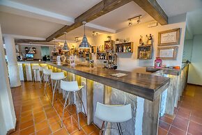 Ona el Marqués Resort