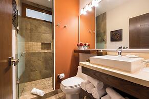 Pinnacle Resorts 220