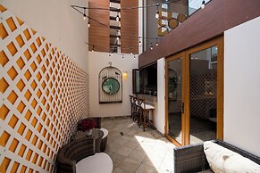 Pinnacle Resorts 220