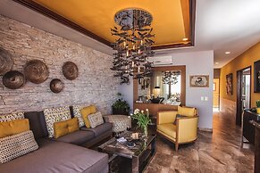 Pinnacle Resorts 220