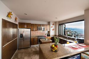 Pinnacle Resorts 220