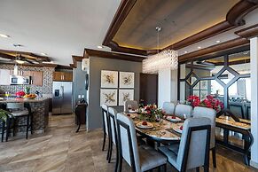 Pinnacle Resorts 220
