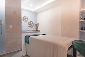 Pinnacle Resorts 220