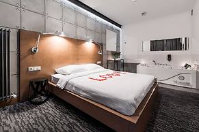 Artis Loft Hotel