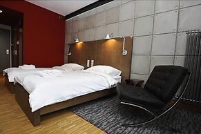 Artis Loft Hotel