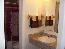 Island Seaside Suites