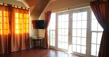 Island Seaside Suites