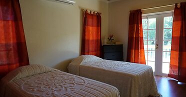 Island Seaside Suites