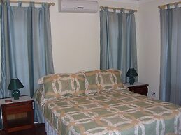 Island Seaside Suites