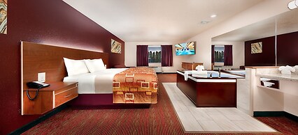 Grand Marquis Waterpark Hotel & Suites