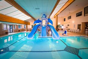 Grand Marquis Waterpark Hotel & Suites