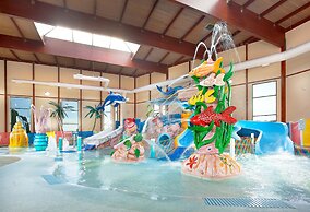 Grand Marquis Waterpark Hotel & Suites