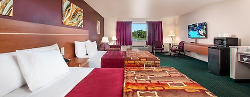 Grand Marquis Waterpark Hotel & Suites