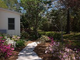The White House on Freedom Way