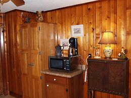 The White House on Freedom Way