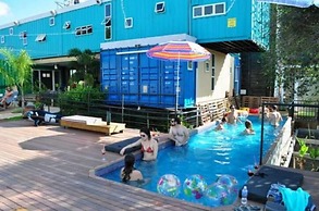 Tetris Container Hostel