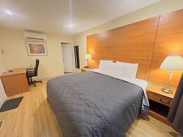 First Canada Inn Cornwall