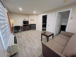 First Canada Inn Cornwall