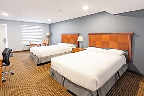 First Canada Inn Cornwall