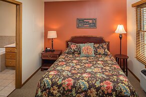 Lefevre Inn and Resort