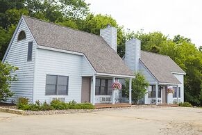 Lefevre Inn and Resort